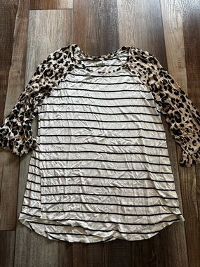 Maurices White & Black Striped Raglan Top with Leopard Print Ruffle Sleeves